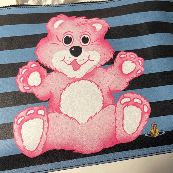 Vivienne Westwood LARHE POUCH TEDDY BEAR NWT - Picture 4 of 17